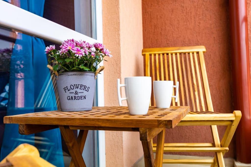 The Little Beauty Next To Old Town & Kapana Apartment Plovdiv Bagian luar foto